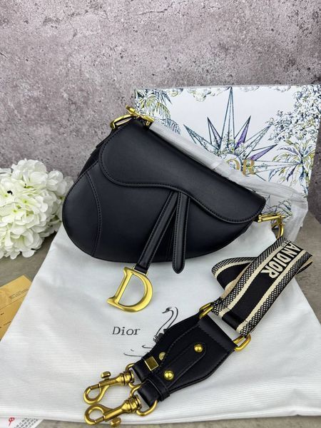 Модель в стилі Dior Saddle Black 25см P6028 фото