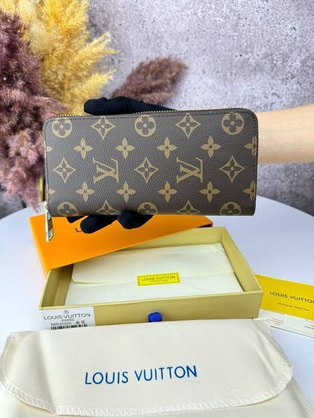 Модель в стилі Louis Vuitton Brown W0016 фото