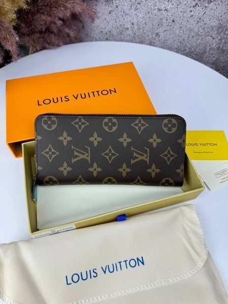 Модель в стилі Louis Vuitton Brown W0016 фото