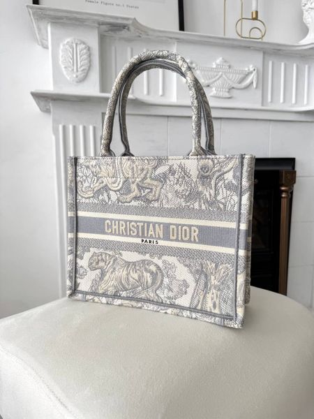 Сумка в стилі Dior Book 26 см 	P6057 фото