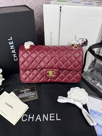 Модель в стилі Chanel Burgundy Gold (з косметичкою) 23 см P10033 фото