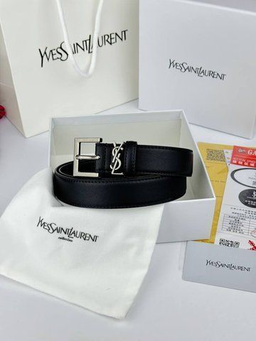 Модель в стилі Yves Saint Laurent Black Silver R0011 фото