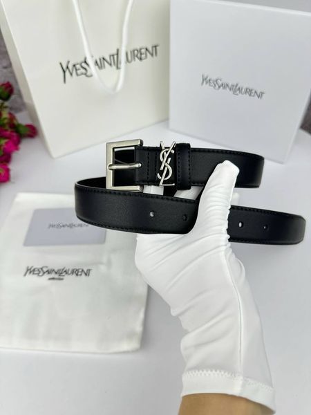 Модель в стилі Yves Saint Laurent Black Silver R0011 фото