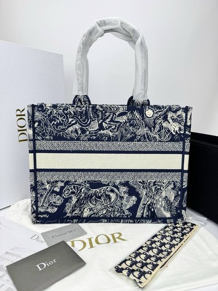 Сумка в стилі Dior Book 3D 36 см 	P6047 фото
