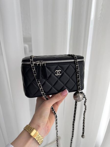 Модель в стилі Chanel Black Silver P10143 фото