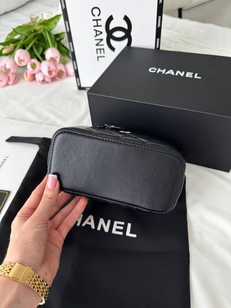 Модель в стилі Chanel Black Silver P10143 фото