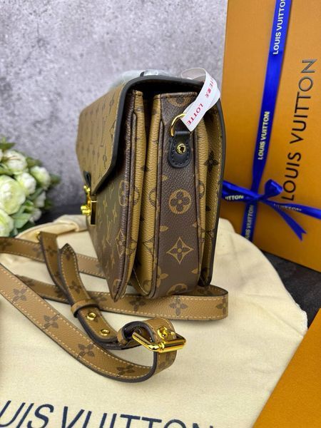 Модель в стилі Louis Vuitton Pochette Metis Brown P1023 фото