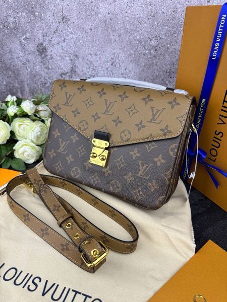 Модель в стилі Louis Vuitton Pochette Metis Brown P1023 фото
