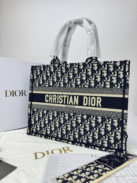 Сумка в стилі Dior Book 3D P6046 фото