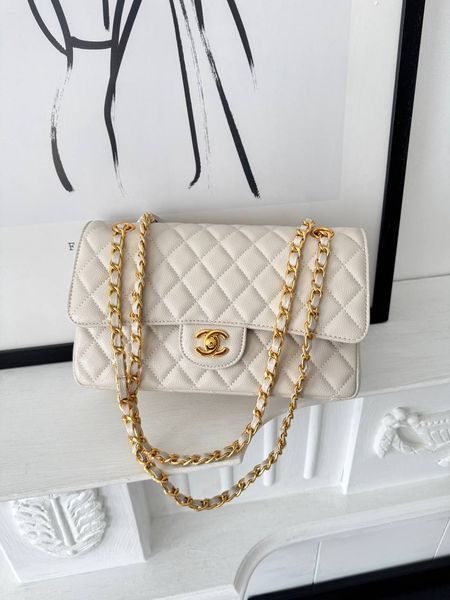 Модель в стилі Chanel Beige Gold Texture P10139 фото
