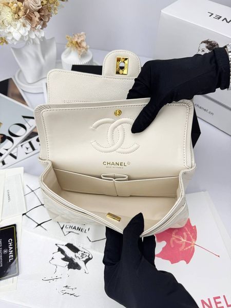 Модель в стилі Chanel Beige Gold Texture P10127 фото