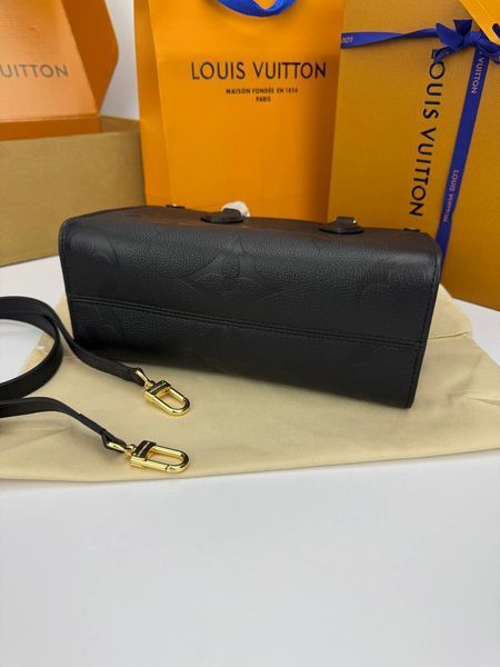 Модель в стилі Louis Vuitton Onthego PM Black 25см  P1044 фото