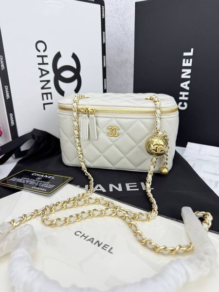 Модель в стилі Chanel Milk 17 см P10069 фото
