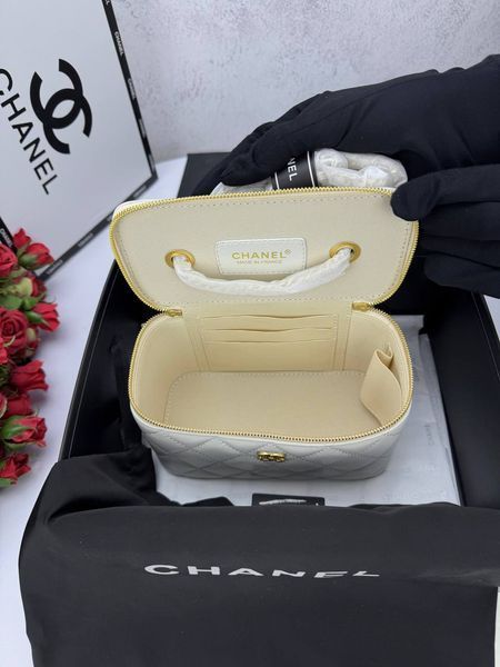 Модель в стилі Chanel Milk 17 см P10069 фото