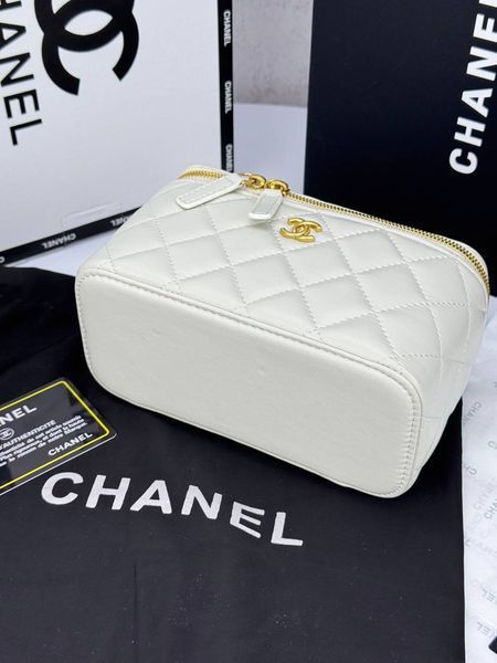 Модель в стилі Chanel Milk 17 см P10069 фото