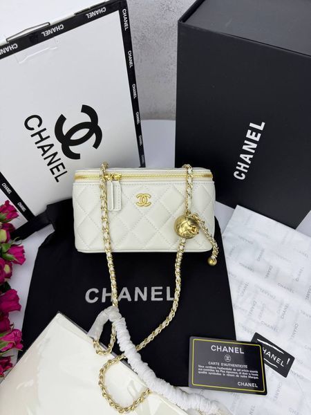 Модель в стилі Chanel Milk 17 см P10069 фото