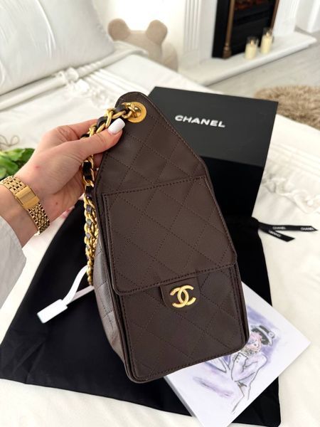 Модель в стилі  Chanel Chocolate Gold Texture 26.5см P10180 фото