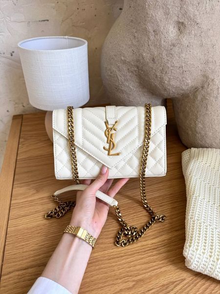 Сумка в стилі Yves Saint Laurent Envelope Milk Gold P5047 фото