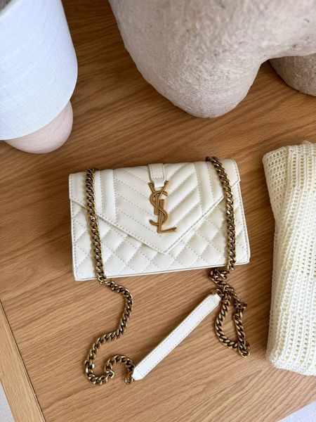 Сумка в стилі Yves Saint Laurent Envelope Milk Gold P5047 фото