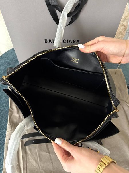 Модель в стилі Balenciaga bel air Black Gold 36см  P18026 фото