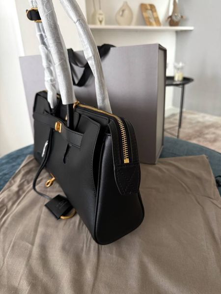 Модель в стилі Balenciaga bel air Black Gold 36см  P18026 фото