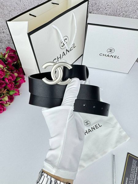 Модель в стилі Chanel Black Silver R0009 фото