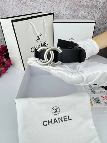 Модель в стилі Chanel Black Silver R0009 фото