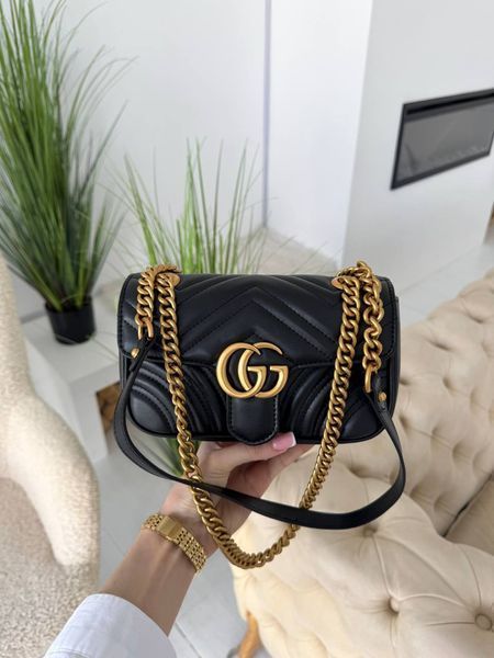 Модель в стилі Gucci Marmont Medium Black P11034 фото