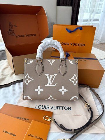 Модель в стилі  Louis Vuitton Onthego PM Beige 25см P1077 фото