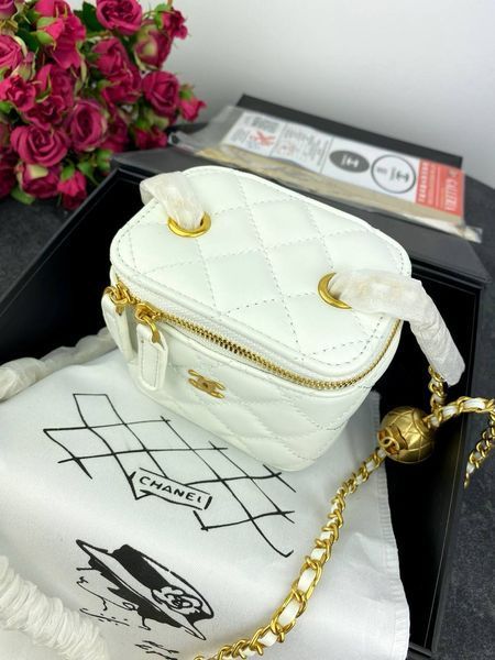 Модель в стилі Chanel mini White 11 см P10014 фото