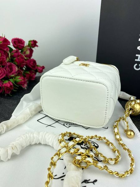 Модель в стилі Chanel mini White 11 см P10014 фото