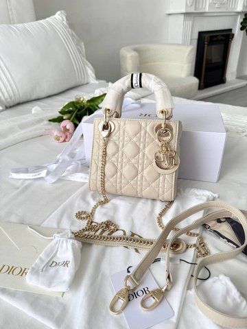 Сумка в стилі  Dior Lady Beige Gold P6062 фото