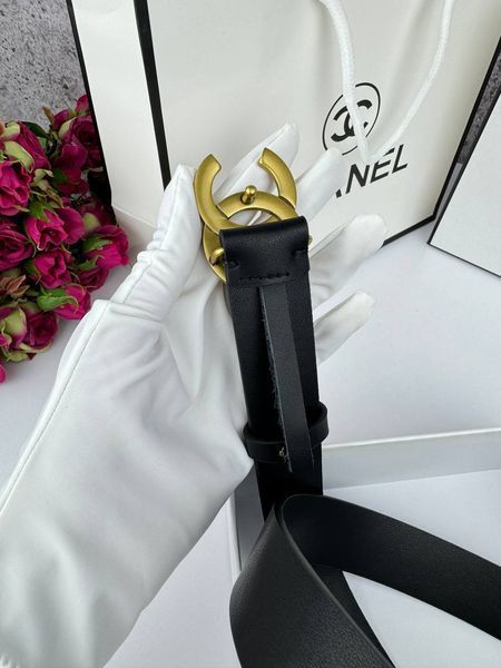 Модель в стилі Chanel Black Gold R0008 фото