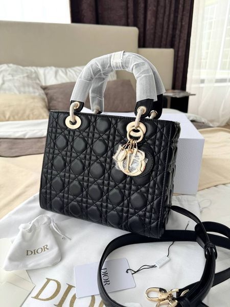 Модель в стилі Dior Lady Black Gold  24см P6073 фото