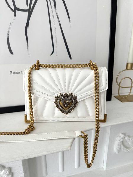 Модель в стилі Dolce & Gabbana White P19013 фото