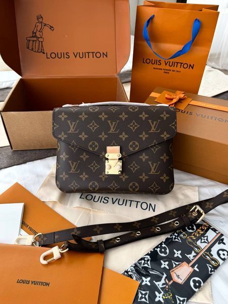 Модель в стилі Louis Vuitton Pochette Metis Brown 24см р1076 фото