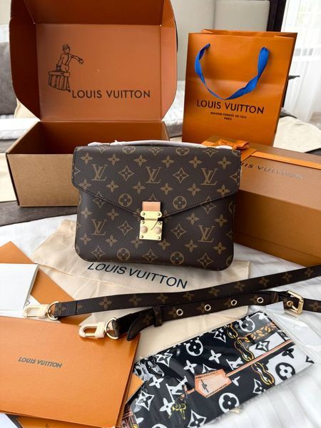 Модель в стилі Louis Vuitton Pochette Metis Brown 24см р1076 фото
