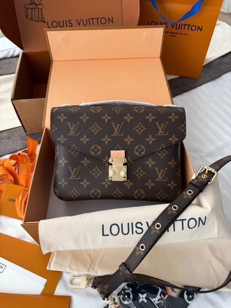 Модель в стилі Louis Vuitton Pochette Metis Brown 24см р1076 фото
