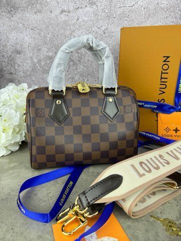 Модель в стилі Louis Vuitton Speedy Bandouliere  20см P1025 фото