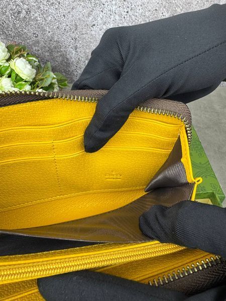 Модель в стилі Gucci W0036 фото