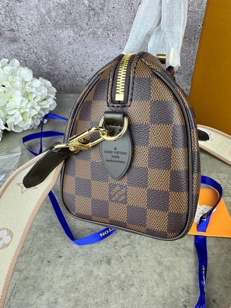 Модель в стилі Louis Vuitton Speedy Bandouliere  20см P1025 фото