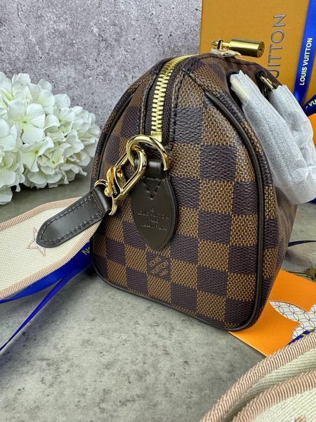 Модель в стилі Louis Vuitton Speedy Bandouliere  20см P1025 фото