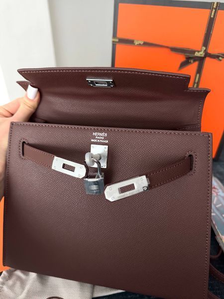 Модель в стилі  Hermes Kelly 25 Chocolate Silver  P16049 фото