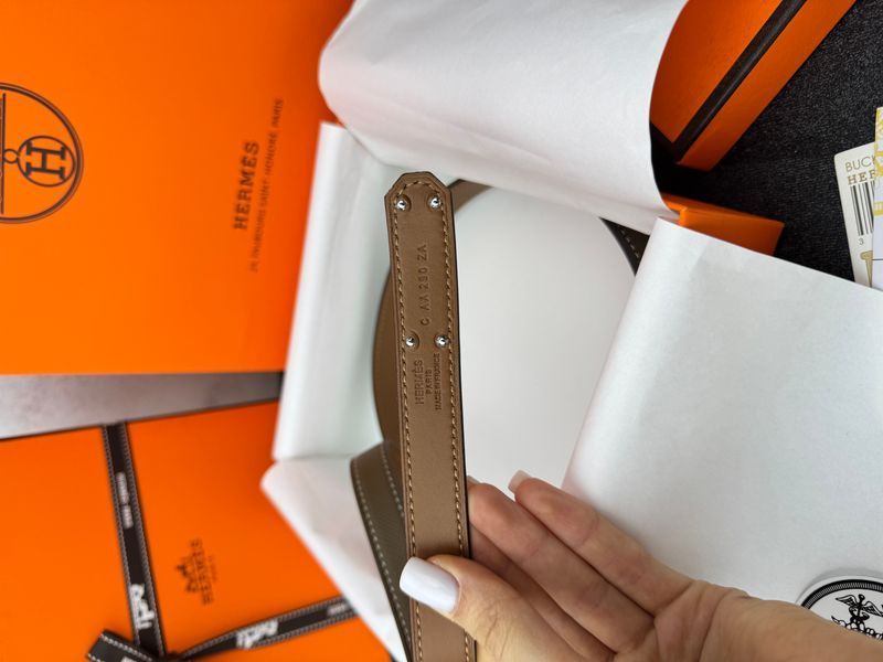 Модель в стилі Hermes Grey Silver R0025 фото