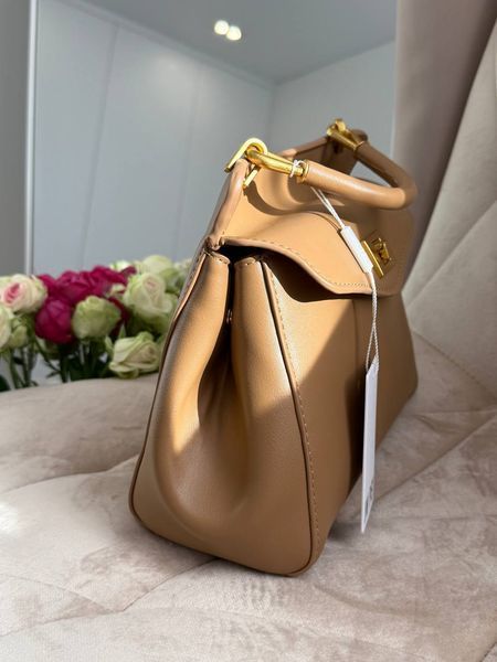 Модель в стилі Jw Pei Beige 22 см 108-2 фото