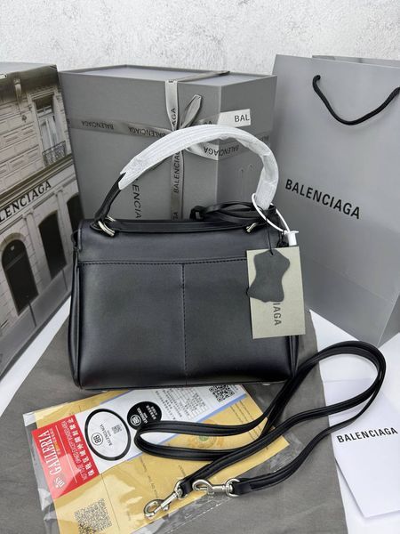 Модель в стилі Balenciaga Rodeo Black Silver 23см P18011 фото