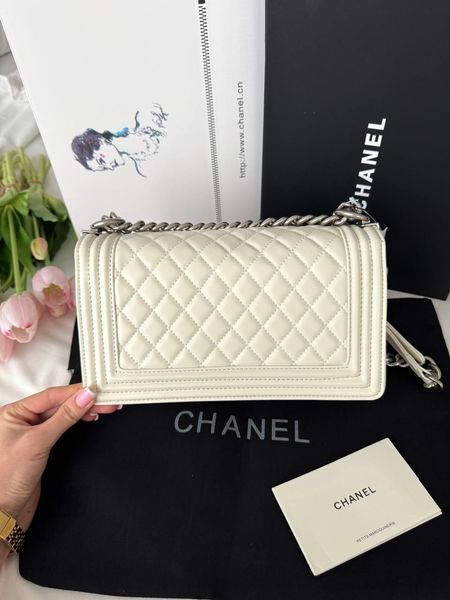 Модель в стилі Chanel Boy Beige Silver P10168 фото