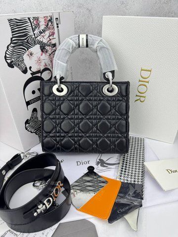 Сумка в стилі Dior Lady Black Silver 20 см 	P6039 фото