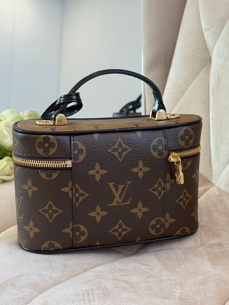 Модель в стилі Louis Vuitton Vanity PM Brown 18,5 см 110-1 фото