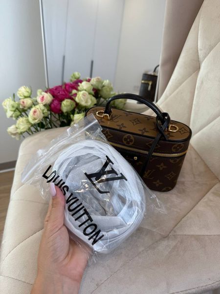 Модель в стилі Louis Vuitton Vanity PM Brown 18,5 см 110-1 фото